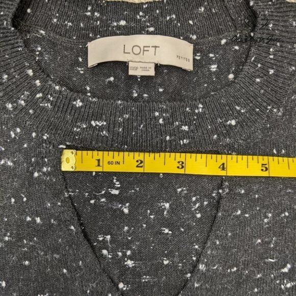 Loft Petites Speckled Lightweight Keyhole Sweater Size XXS - Picture 5 of 11